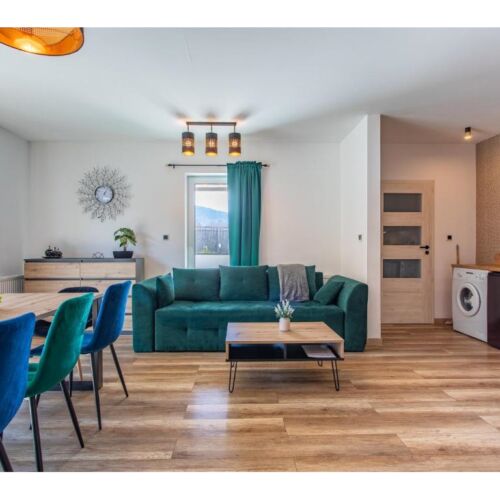 Apartament 8-osobowy z 4 pomieszczeniami sypialnianymi