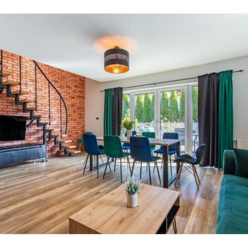 Apartament 8-osobowy z 4 pomieszczeniami sypialnianymi