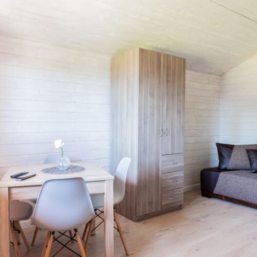 Domek letniskowy 4-osobowy z tarasem z aneksem kuchennym