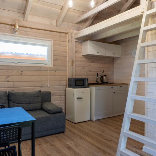 Domek letniskowy 6-osobowy z antresolą z aneksem kuchennym