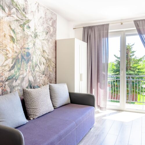 Apartament 4-osobowy z balkonem z aneksem kuchennym z 2 pomieszczeniami sypialnianymi