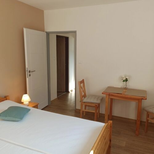 View to the Lake 2-Room Apartment for 4 Persons