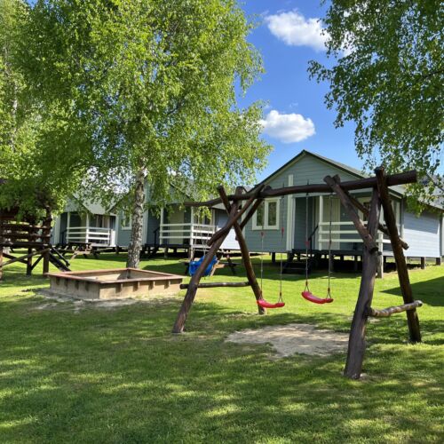 Chata (jako celek) pro 6 os. s výhledem do zahrady na přízemí