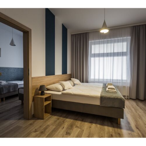 Pokój 5-osobowy ze wspólnym aneksem kuchennym