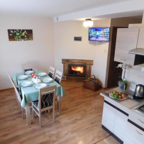 Rezydencja pokój 8-osobowy z 3 pomieszczeniami sypialnianymi