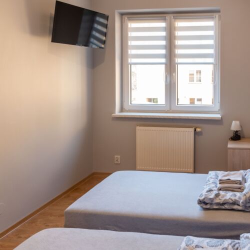 Twin Room (extra bed available)