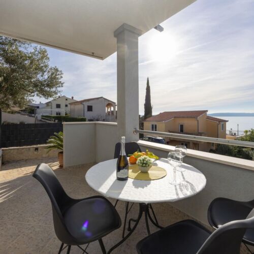 2-Zimmer-Apartment für 4 Personen mit Klimaanlage und Aussicht auf das Meer