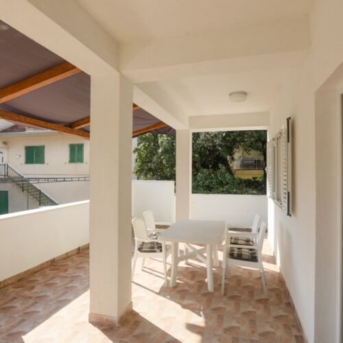 Apartament cu aer condiționat cu vedere spre mare cu 1 camera pentru 4 pers. A-23955-a