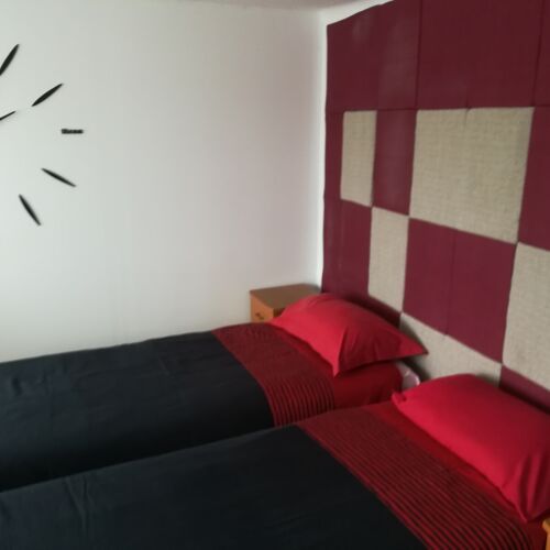 Pokój 2-osobowy z balkonem z widokiem na ogród (możliwa dostawka)