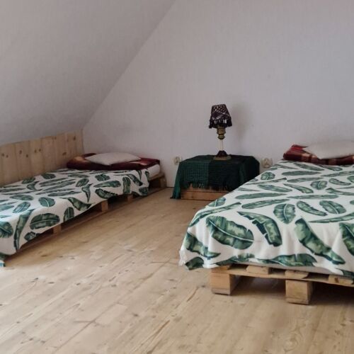 Pokój 3-osobowy na piętrze Tourist (możliwa dostawka)