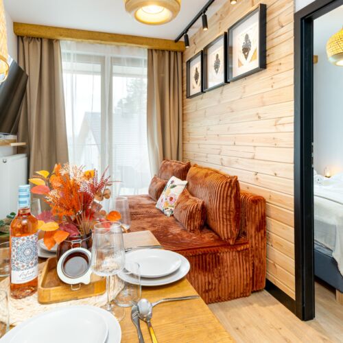 2-Room Balcony Apartment for 4 Persons with Own Kitchenette