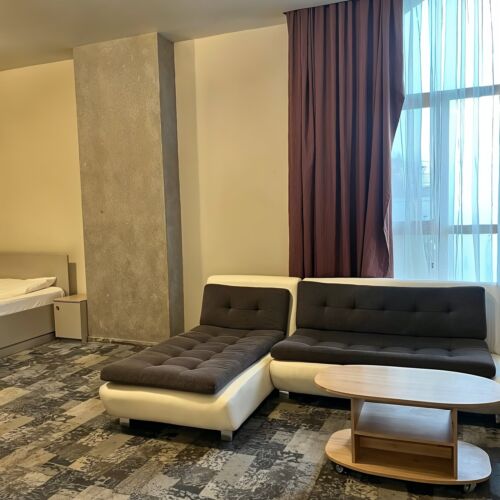 Deluxe Apartman pro 4 os. se 2 ložnicemi na přízemí