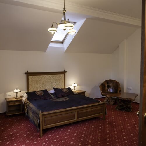 Park View Upstairs 1-Room Apartment for 2 Persons