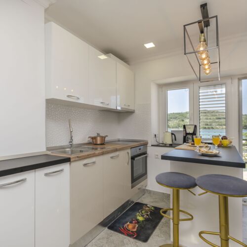 3-Zimmer-Apartment für 5 Personen mit Klimaanlage und Aussicht auf das Meer