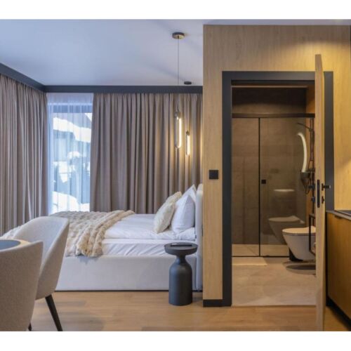 Apartament 4-osobowy na parterze z 1 pomieszczeniem sypialnianym
