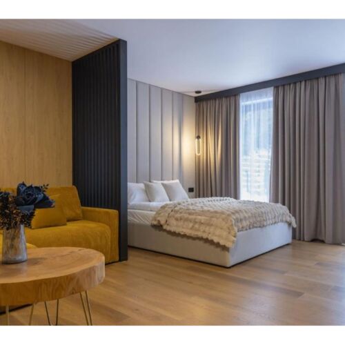 Apartament 4-osobowy z balkonem z 1 pomieszczeniem sypialnianym