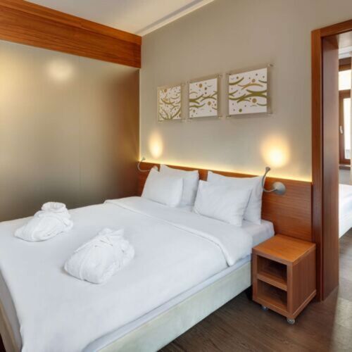 2-Room Family Suite for 4 Persons