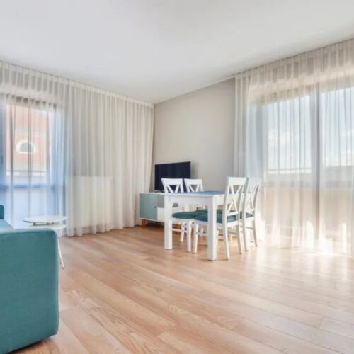 Apartament 4-osobowy z 2 pomieszczeniami sypialnianymi