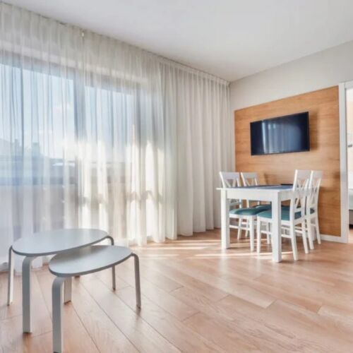 Apartament 4-osobowy z 2 pomieszczeniami sypialnianymi
