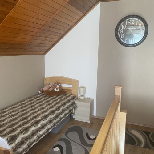 Erdgeschosses 1-Zimmer-Apartment für 3 Personen im Dachgeschoss (Zusatzbett möglich)