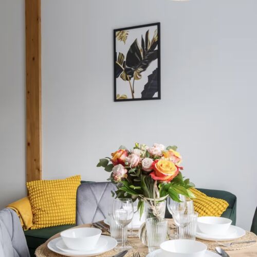 Apartament 4-osobowy z klimatyzacją z aneksem kuchennym z 2 pomieszczeniami sypialnianymi