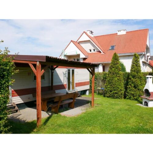 Domek letniskowy 4-osobowy parterowy z widokiem na ogród