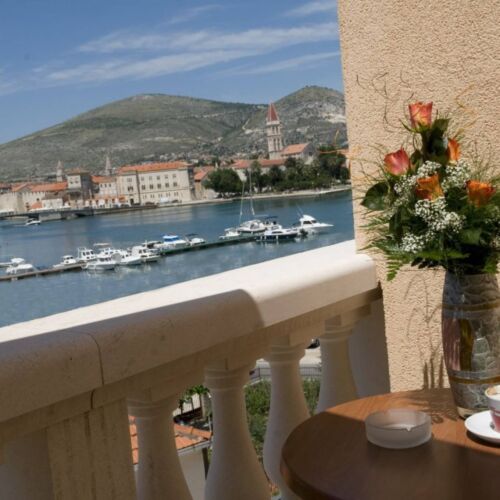 Superior Balcony Single Room