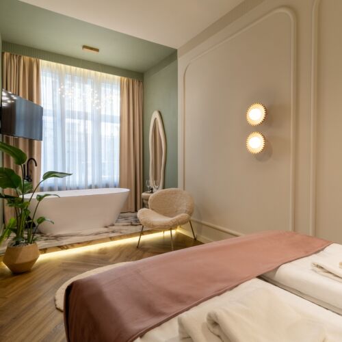 Suita la etaj la parter cu 1 camera pentru 2 pers.