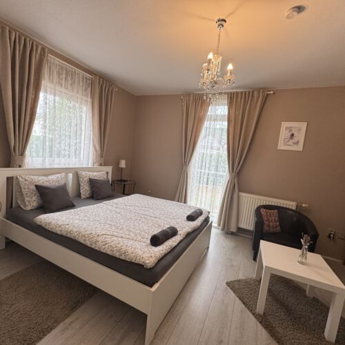 Garden View Romantic 1-Room Apartment for 2 Persons (extra bed available)