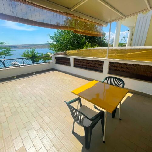 Sea View Upstairs 1-Room Apartment for 2 Persons