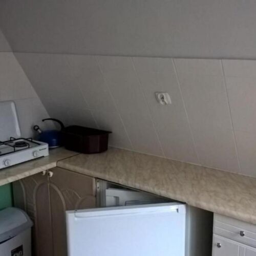 Casă de vară pentru 8 pers. (se inchirieaza doar integral)