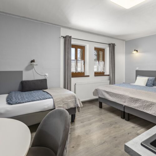 Upstairs Triple Room (extra bed available)