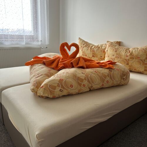 Double Room (extra bed available)