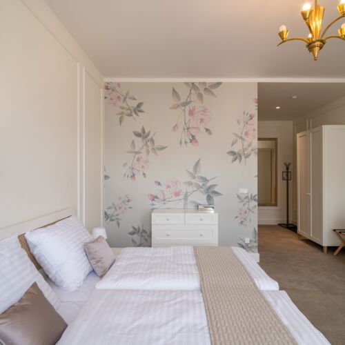 1-Room Suite for 2 Persons