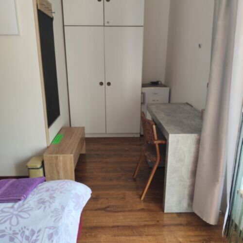 Deluxe Triple Room with Shared Bathroom