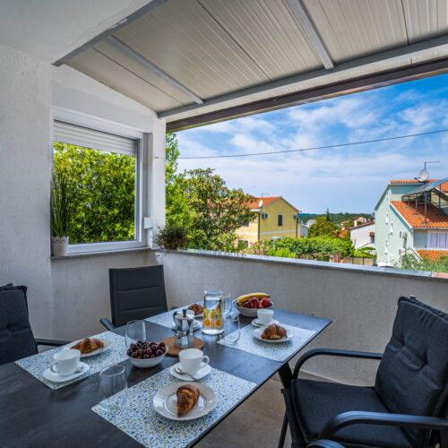 2-Zimmer-Apartment für 4 Personen Obergeschoss mit Balkon