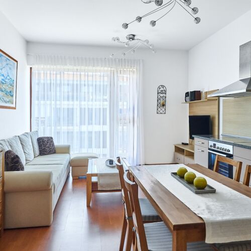 Family Apartmán pre 6 os. s 3 spálňami s výhľadom na more
