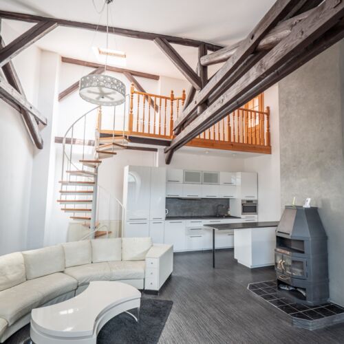 City View Mansard 3-Room Apartment for 6 Persons