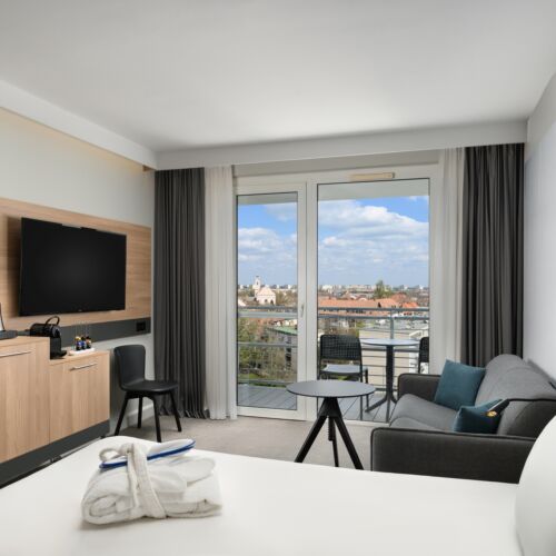 Superior Upstairs Double Room (extra bed available)