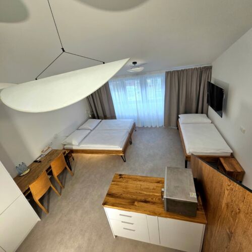 Upstairs Double Room ensuite (extra bed available)
