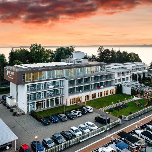 Hotel Yacht Wellness & Business Siófok